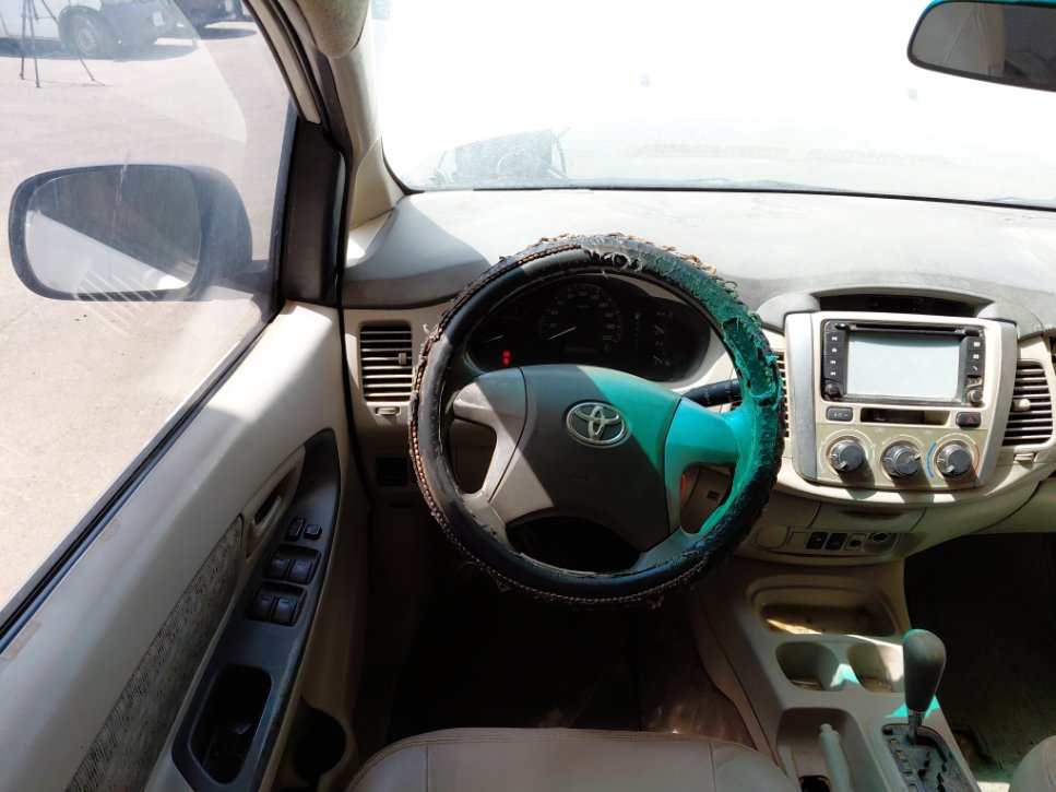 تويوتا انوفا  2013 image