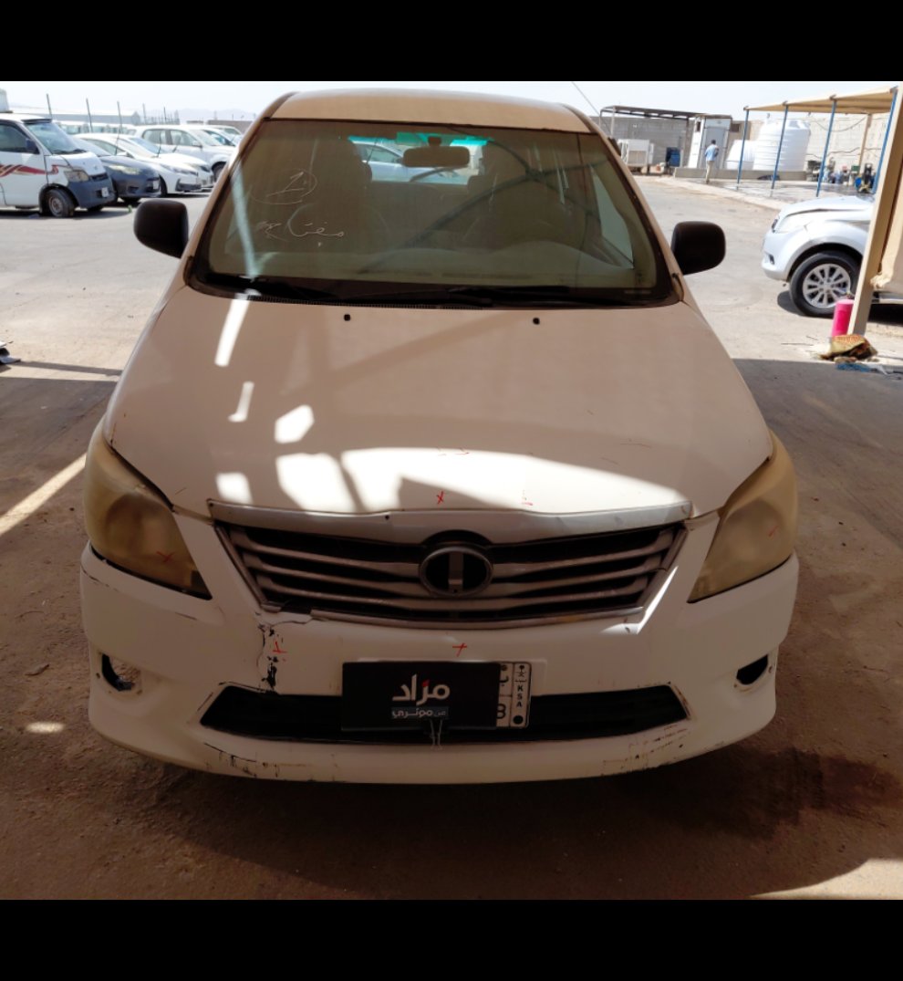 تويوتا انوفا  2013