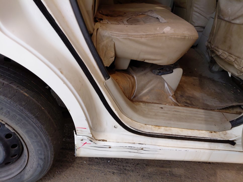 تويوتا انوفا  2013 image