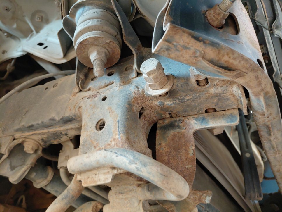 تويوتا انوفا  2013 image