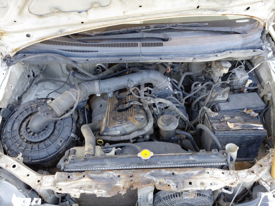 تويوتا انوفا  2014 image