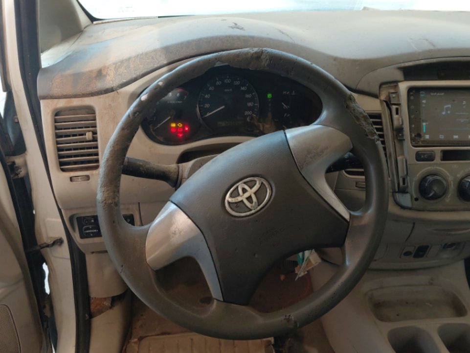 تويوتا انوفا  2014 image