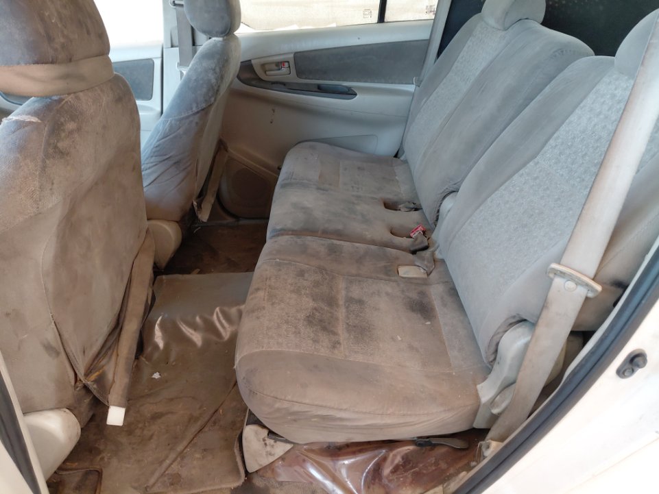 تويوتا انوفا  2014 image