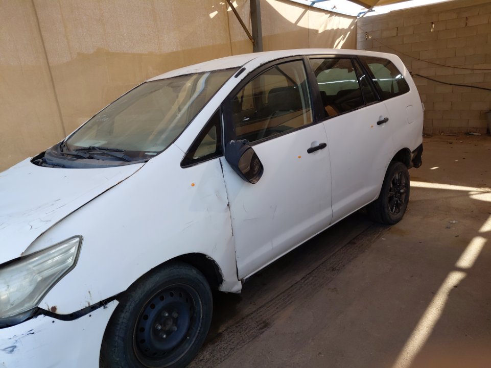 تويوتا انوفا  2014 image