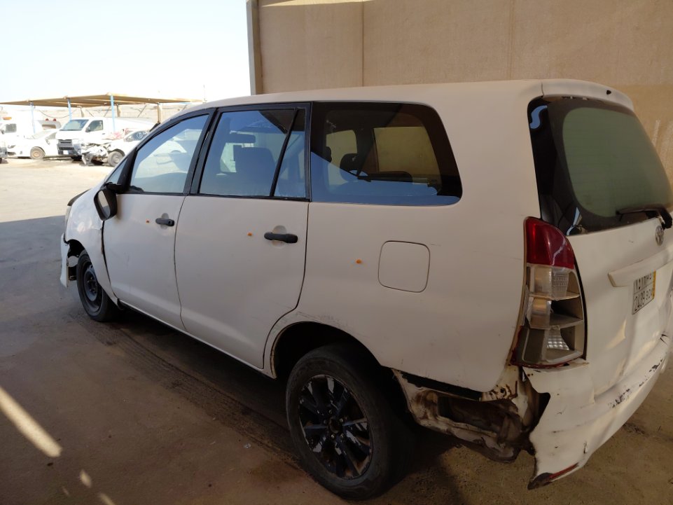 تويوتا انوفا  2014 image