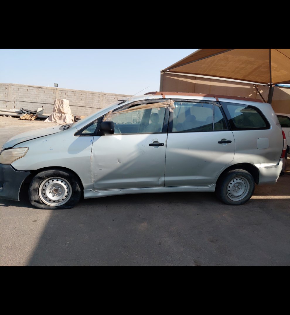 تويوتا انوفا  2012 image