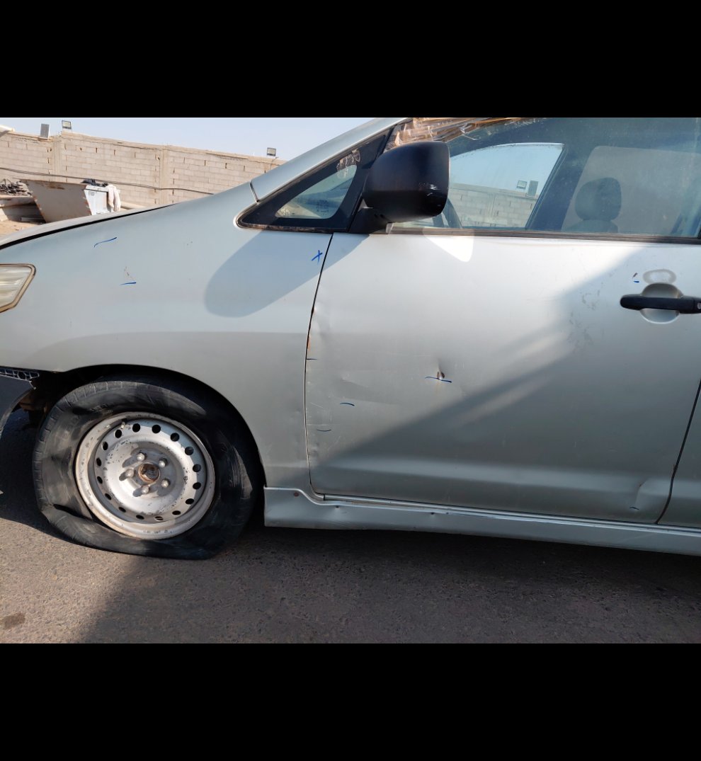 تويوتا انوفا  2012 image