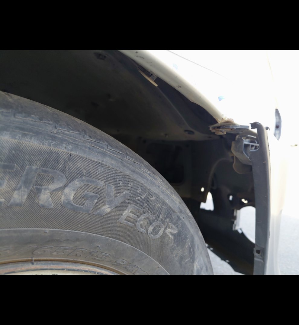 تويوتا انوفا  2012 image