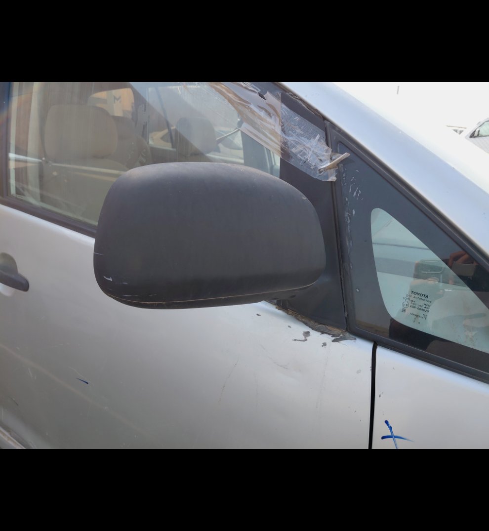 تويوتا انوفا  2012 image