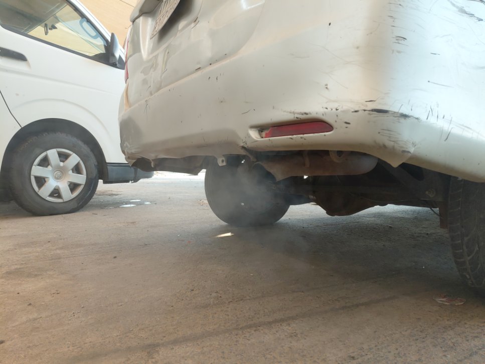 تويوتا انوفا  2012 image