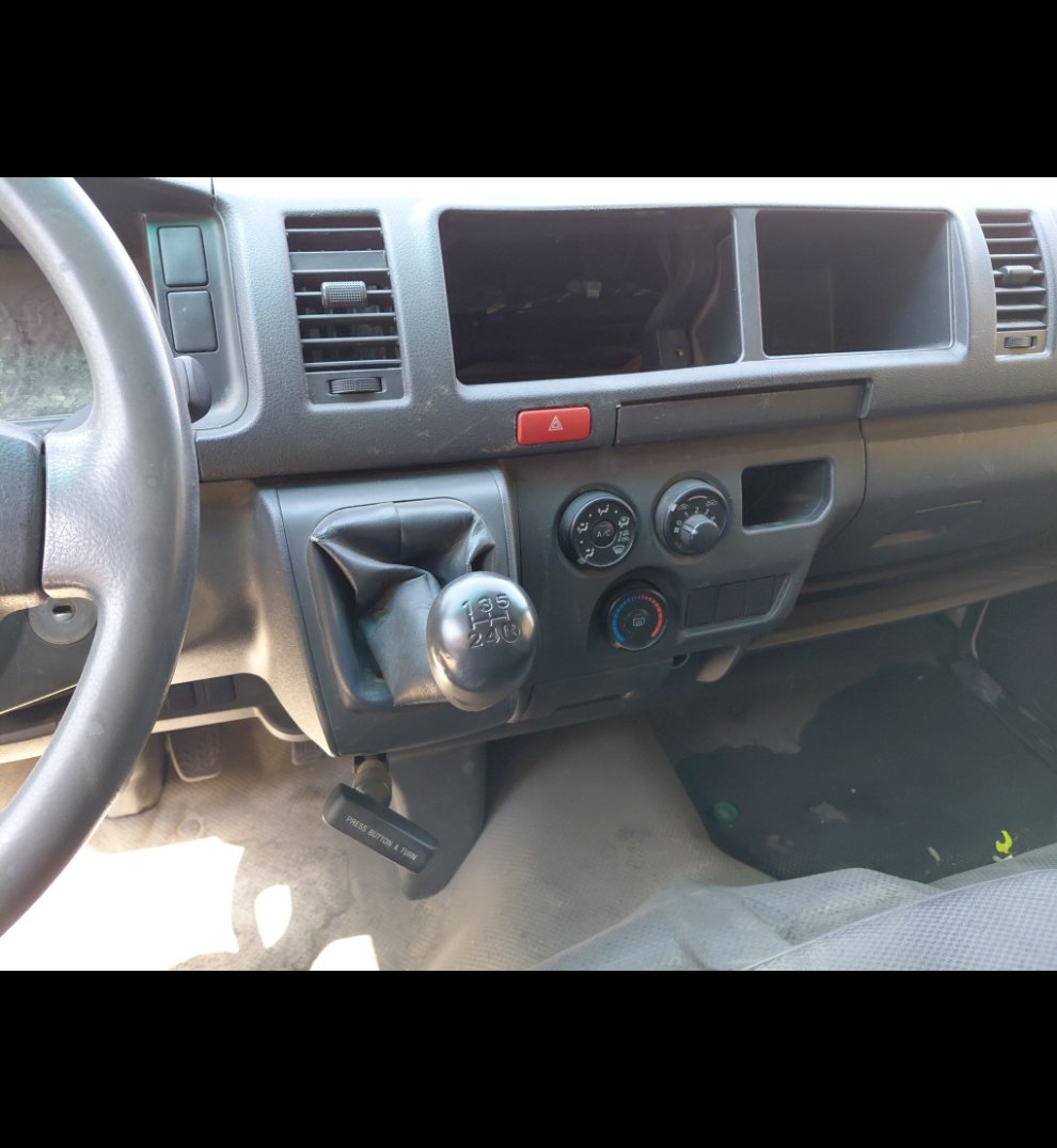 تويوتا هايس  2016 image