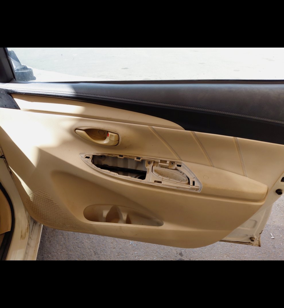 تويوتا يارس  2015 image