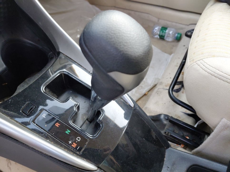 تويوتا يارس  2020 image