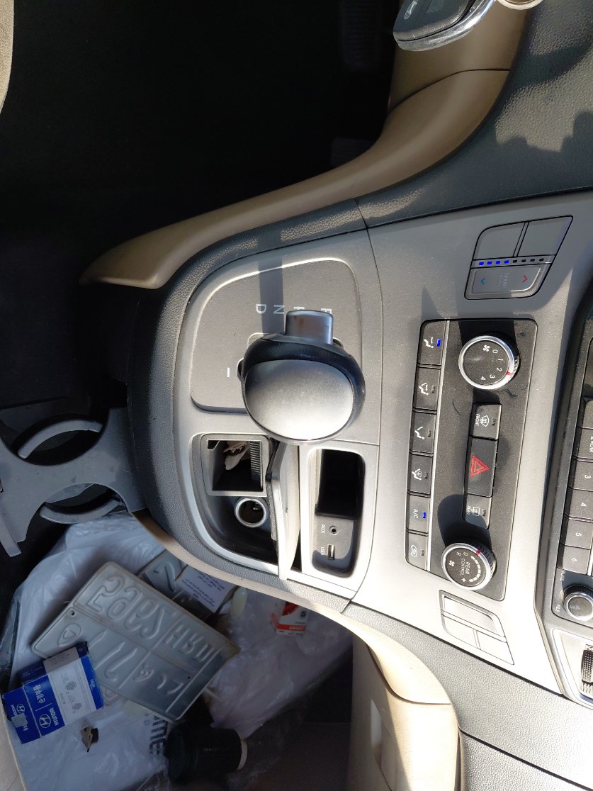 Hyundai H1  2021 image