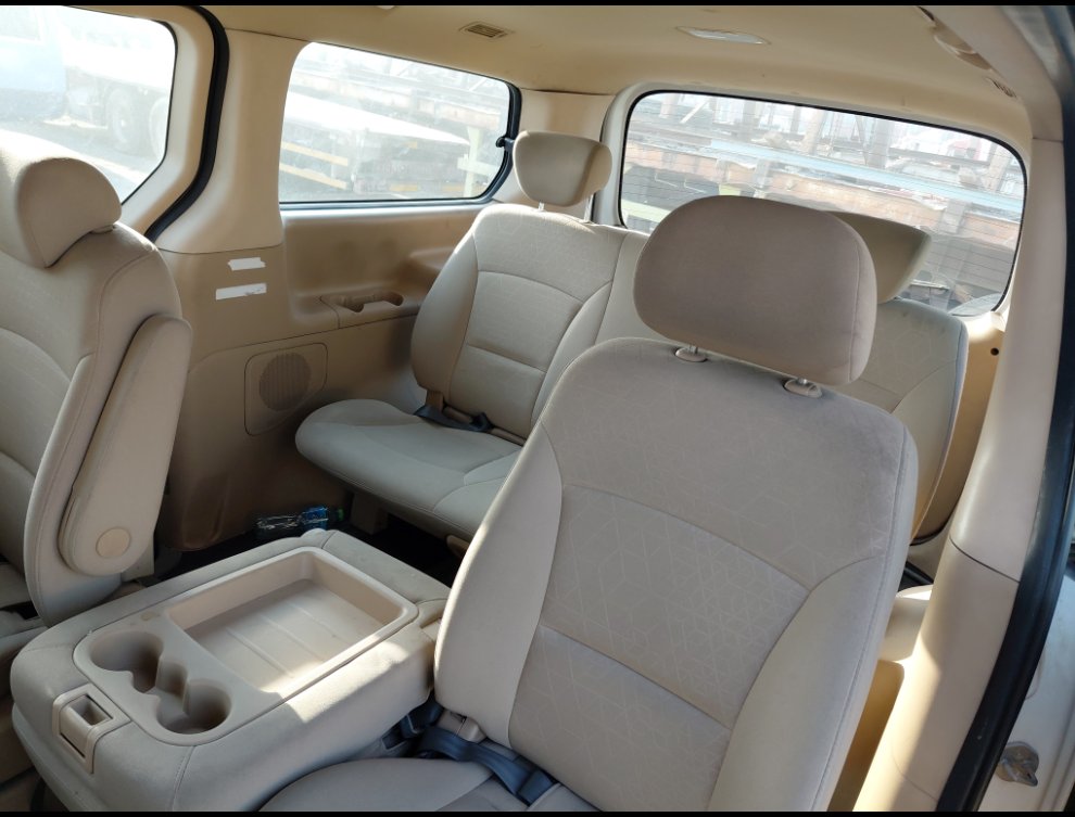 Hyundai H1  2021 image