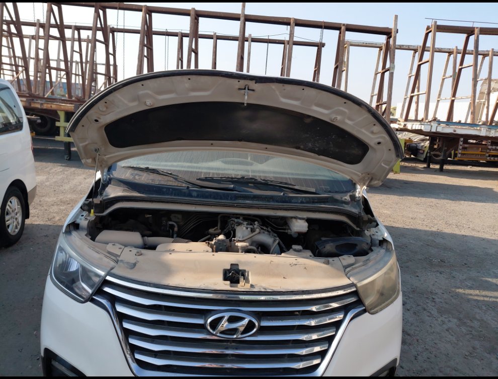 Hyundai H1  2021 image