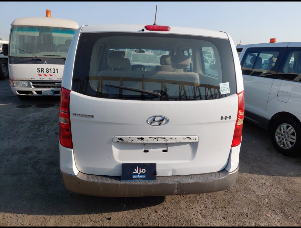 Hyundai H1  2021 image