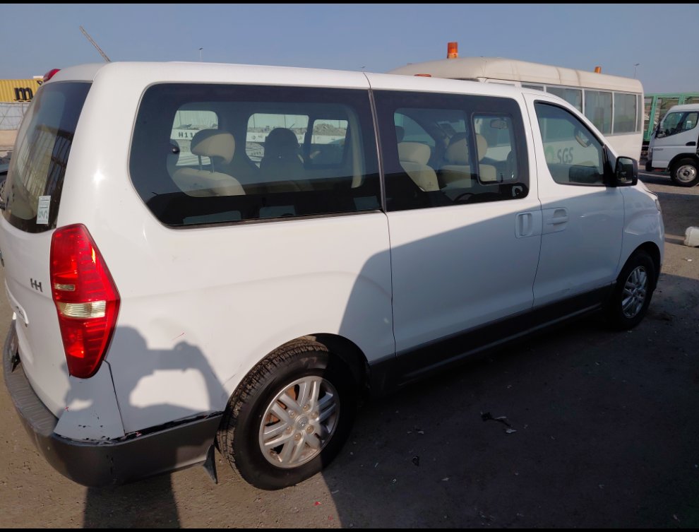 Hyundai H1  2021 image