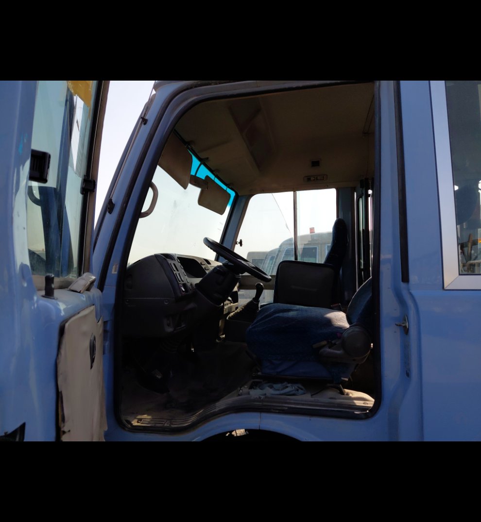 Mitsubishi Rosa FUSO 2013 image