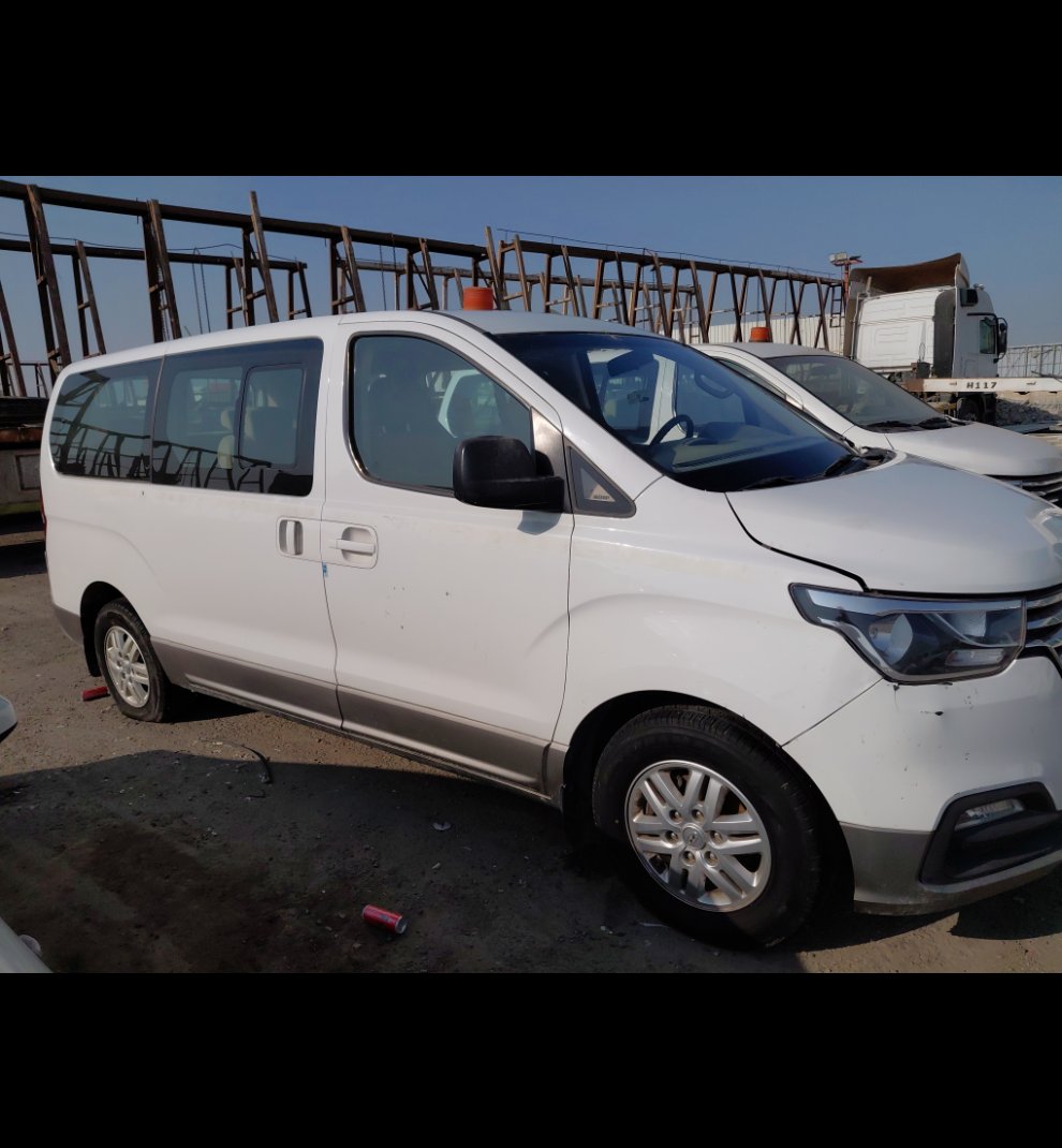 Hyundai H1  2021 image