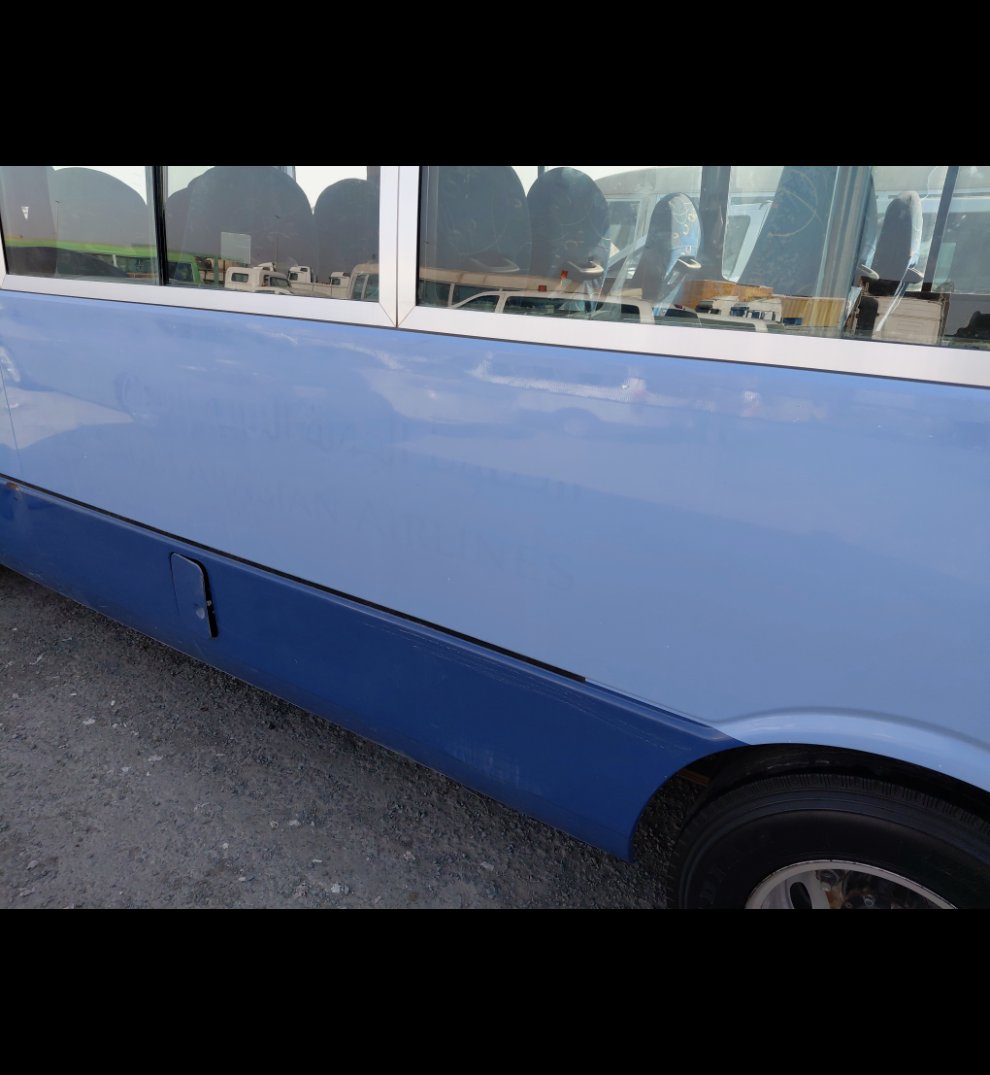 Mitsubishi Rosa FUSO 2013 image