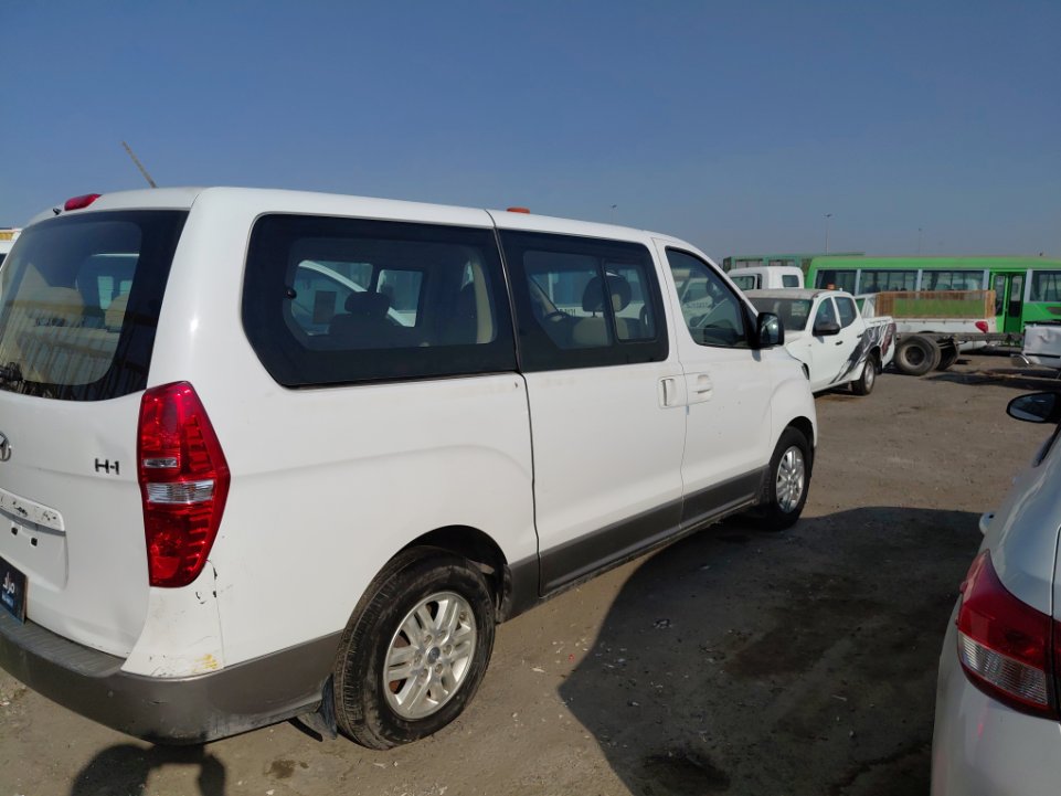 Hyundai H1  2021 image