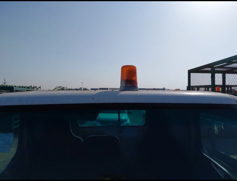 Mitsubishi Canter FUSO 2015 image