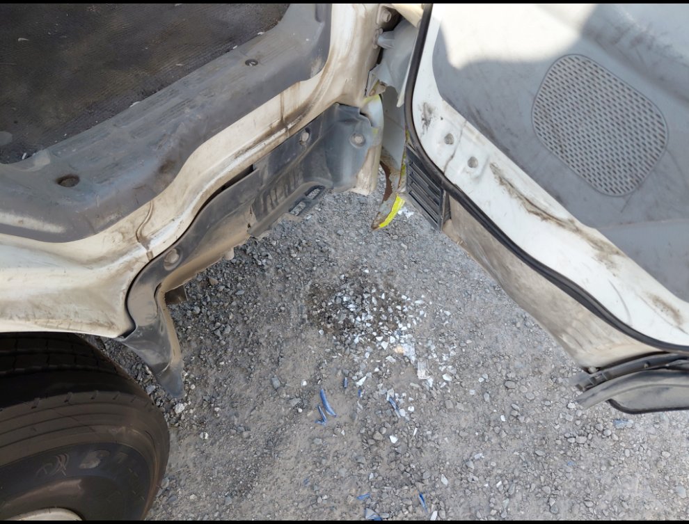 Mitsubishi Canter FUSO 2015 image