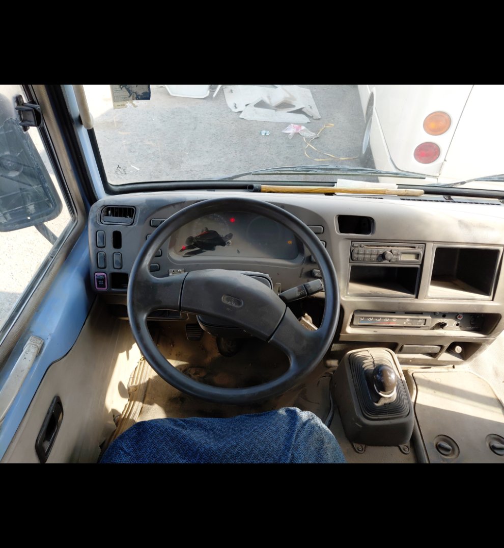 Mitsubishi Rosa FUSO 2013 image