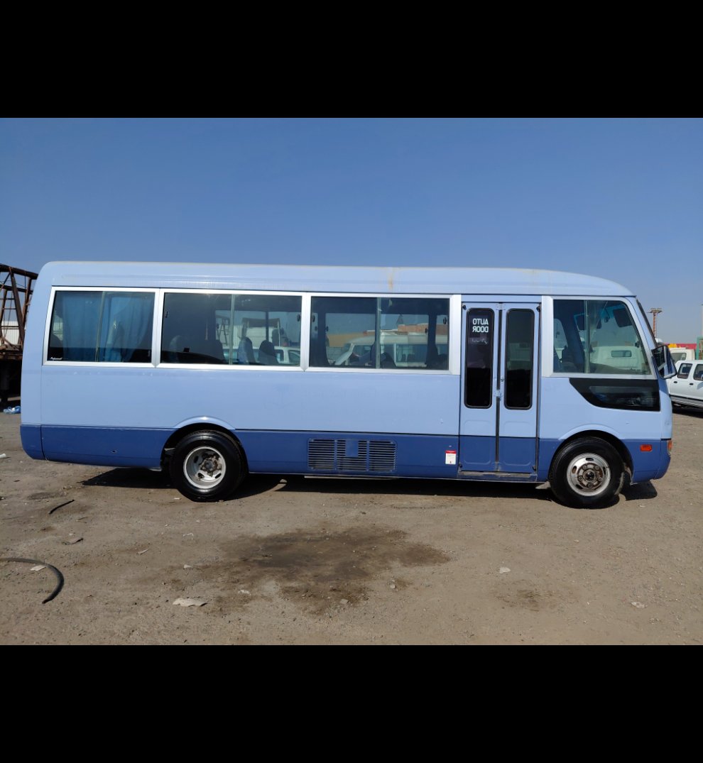 Mitsubishi Rosa FUSO 2013 image