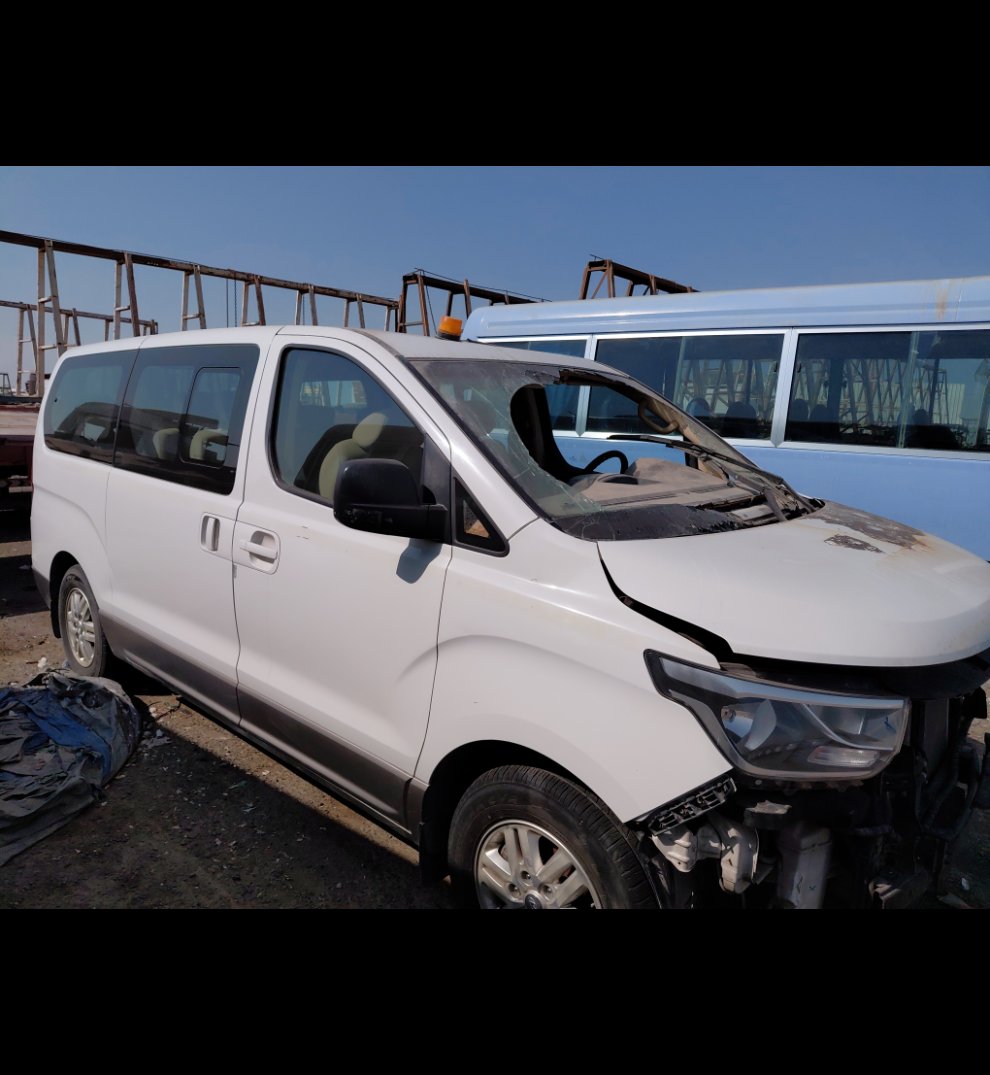 Hyundai H1  2021 image