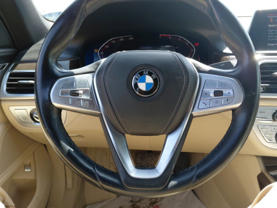 الوسائد الهوائية