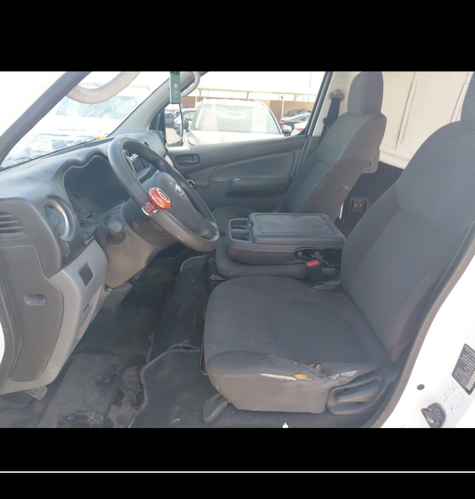 نيسان NV350 Urvan  2021 image