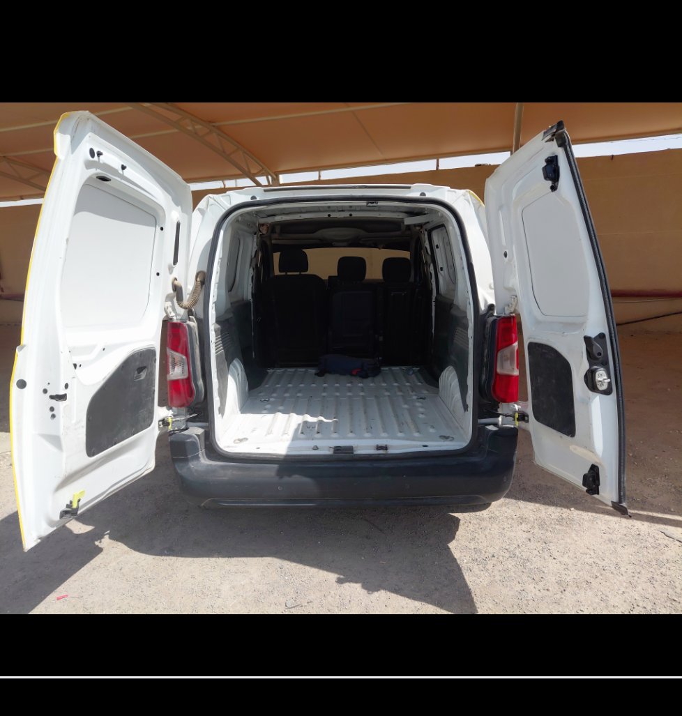 Peugeot  Partner  2023 image