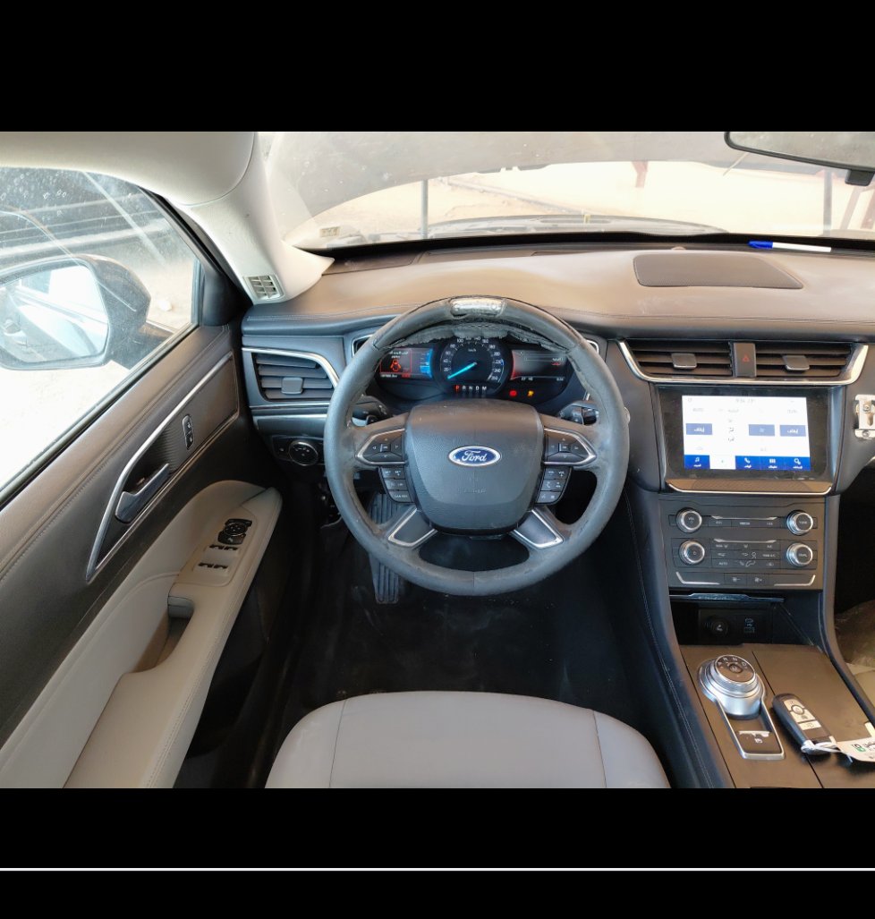 Ford Taurus  2020 image