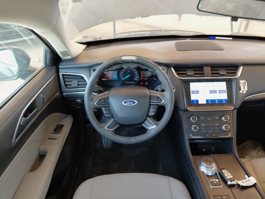 Ford Taurus  2020 image