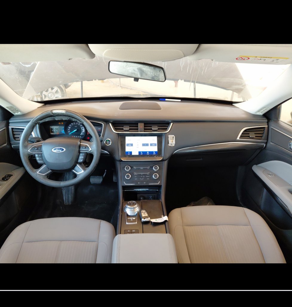 Ford Taurus  2020 image