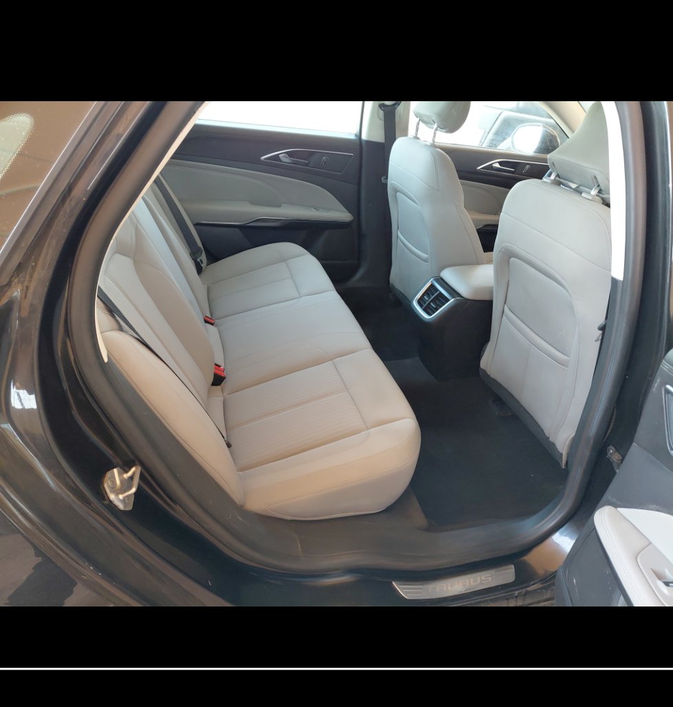 Ford Taurus  2020 image