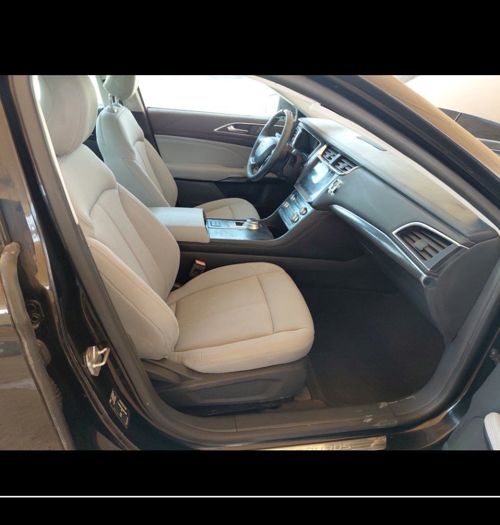 Ford Taurus  2020 image