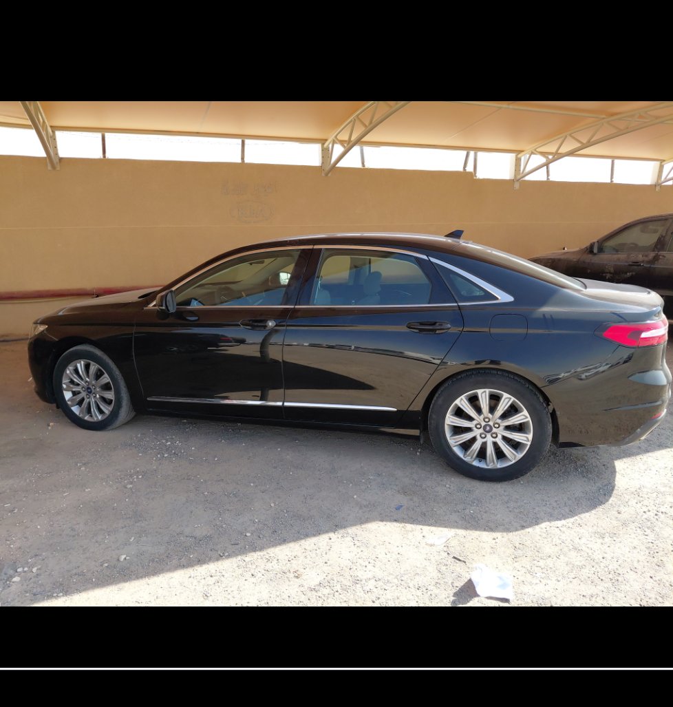 Ford Taurus  2020 image