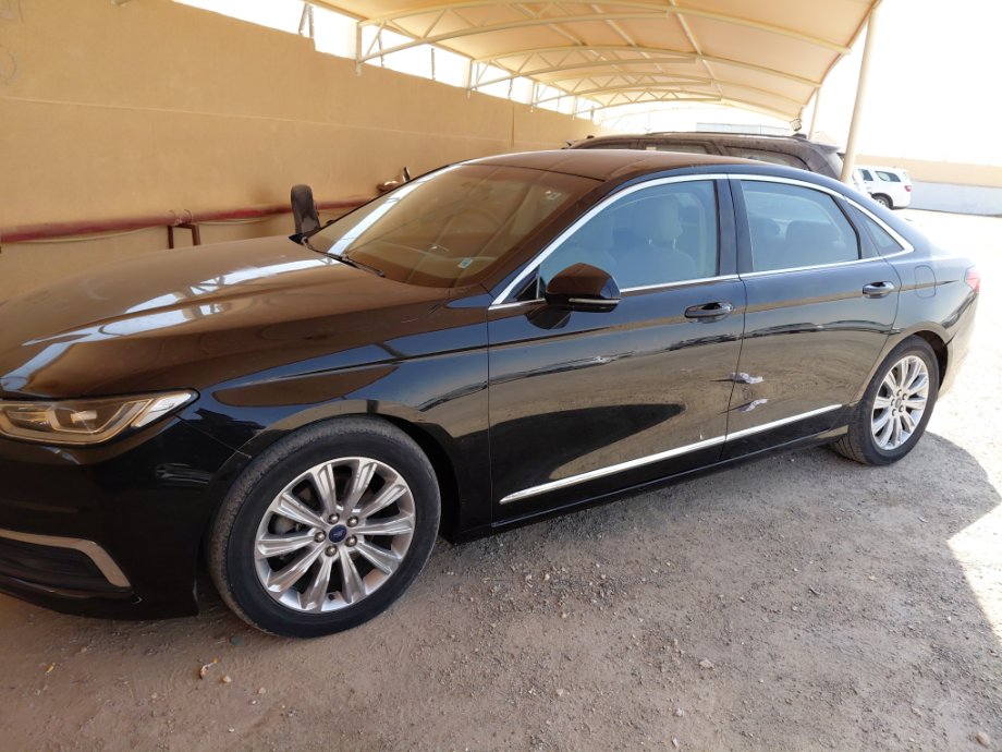 Ford Taurus  2020 image