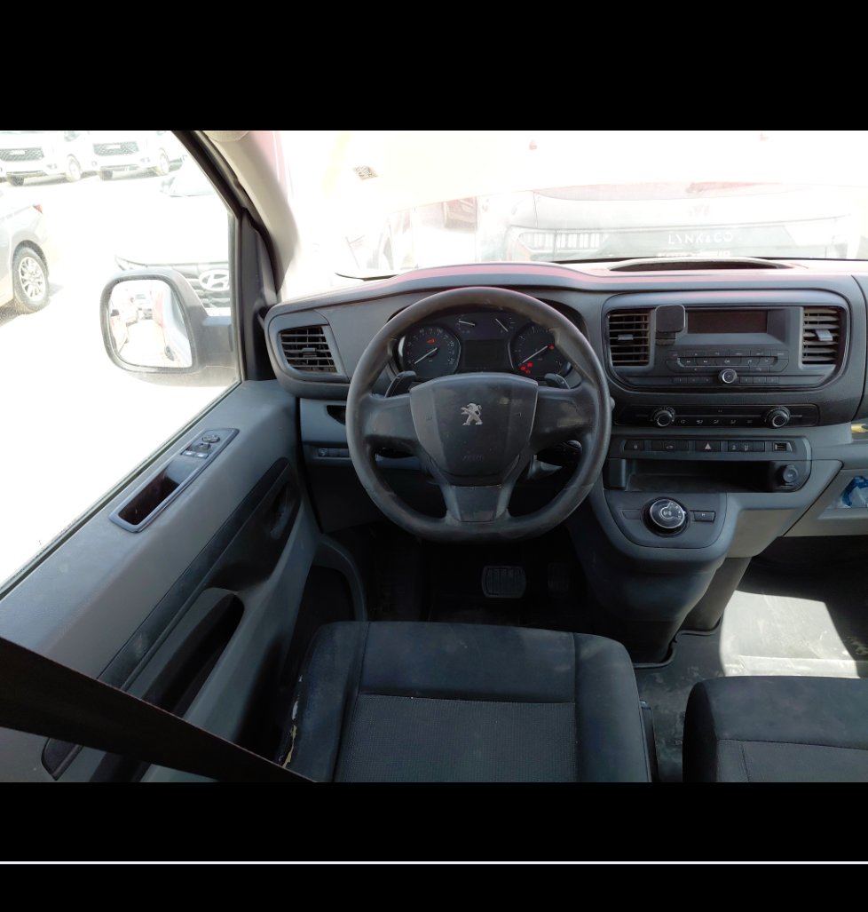 Peugeot  Expert Van  2023 image