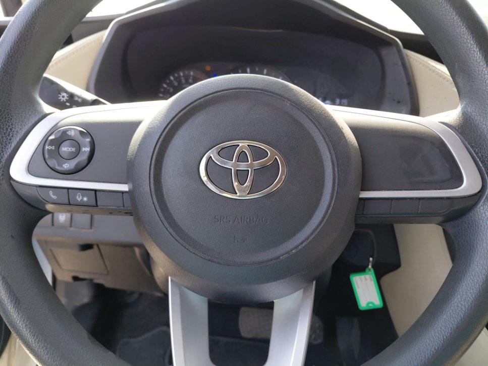 تويوتا يارس  2023 image