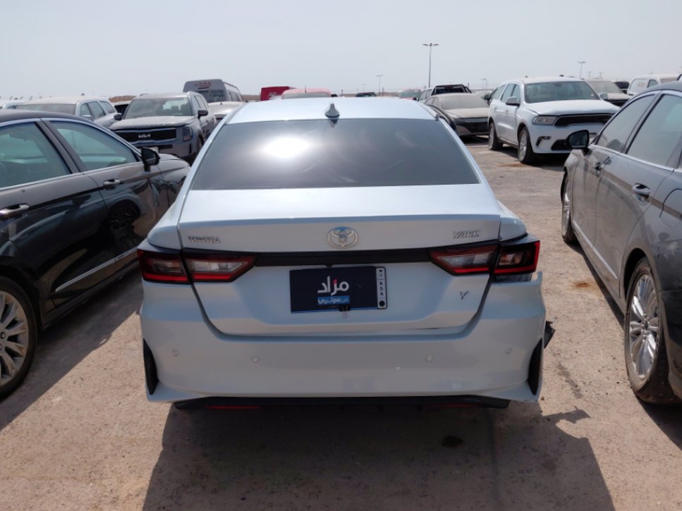 تويوتا يارس  2023 image