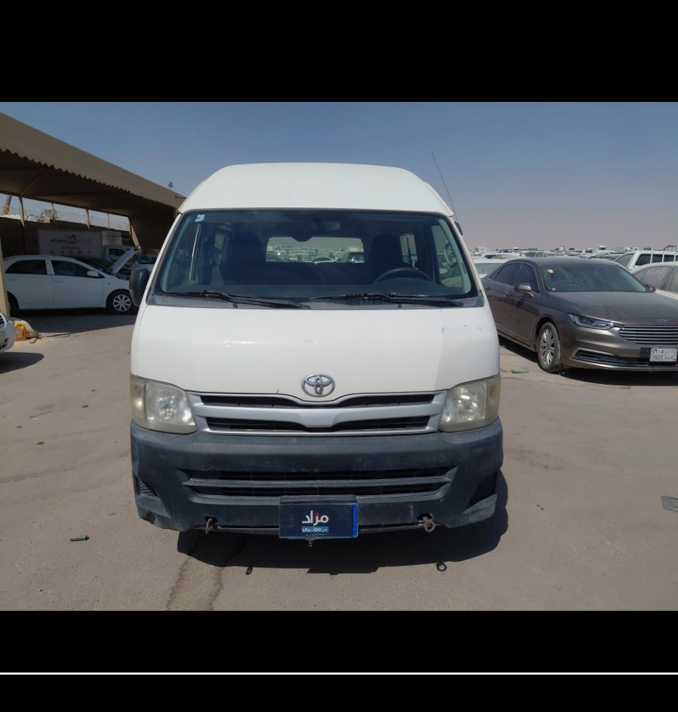 تويوتا هايس باص  2013