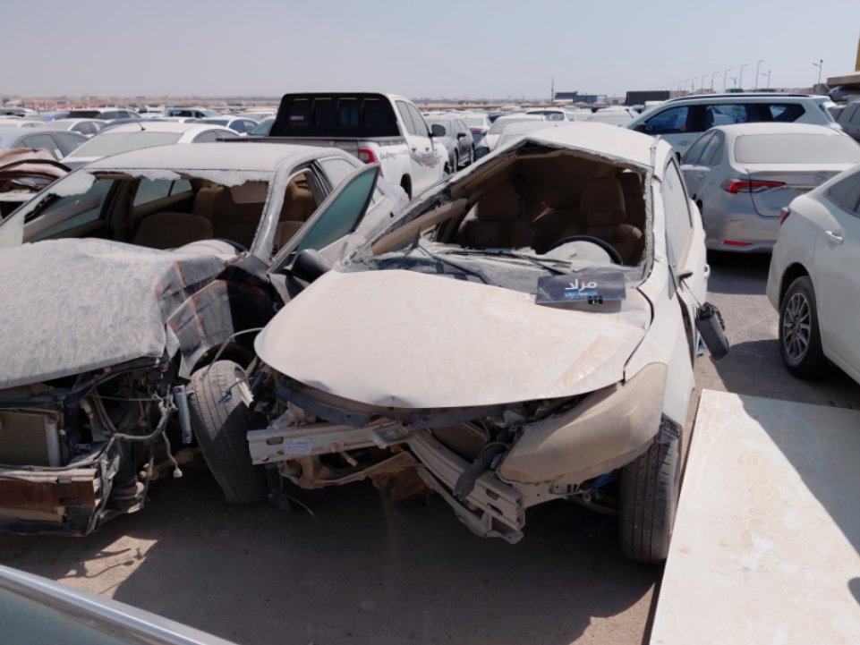 تويوتا يارس  2016