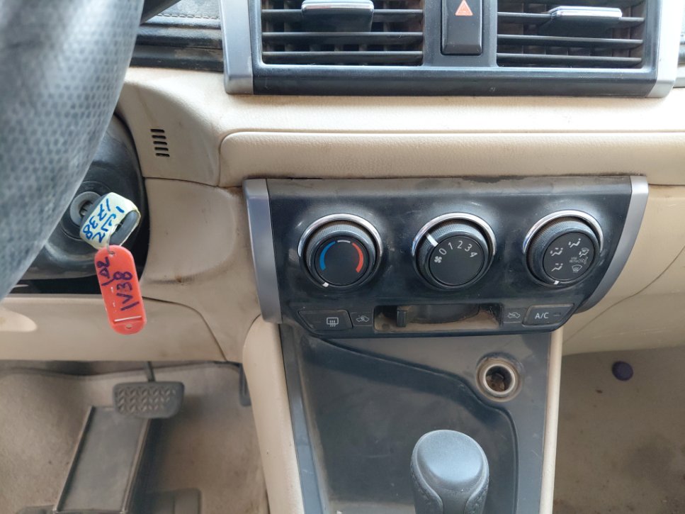 Toyota Yaris  2015 image