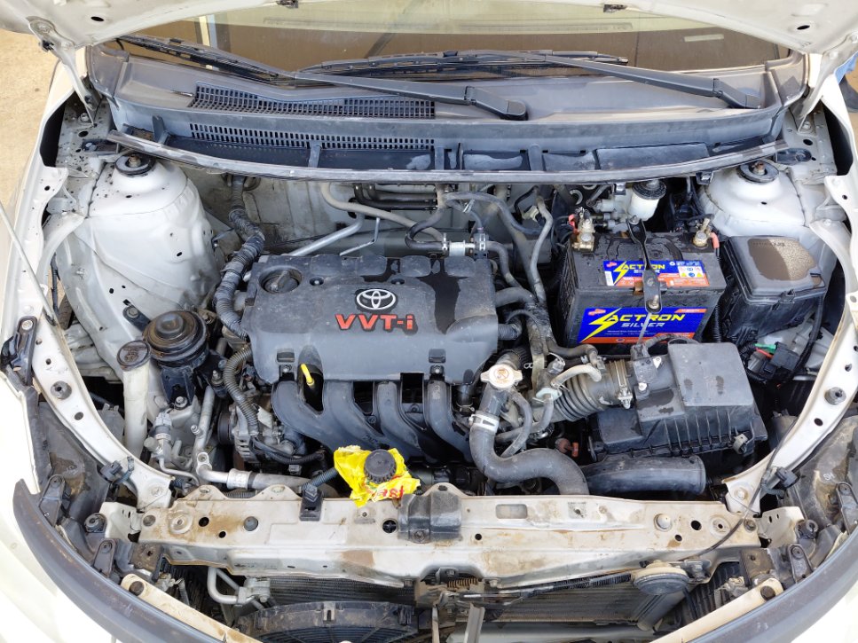 تويوتا يارس  2014 image