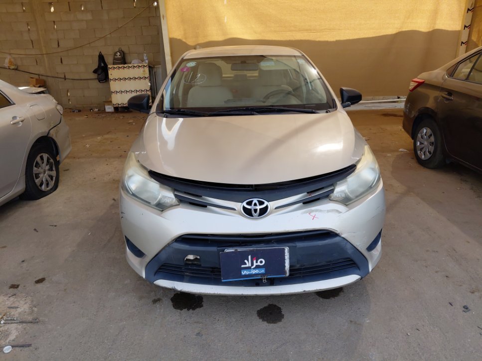 تويوتا يارس  2014