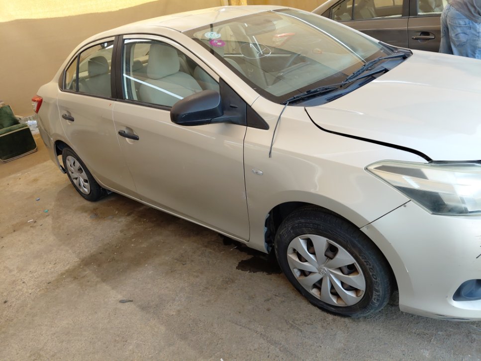 تويوتا يارس  2014 image